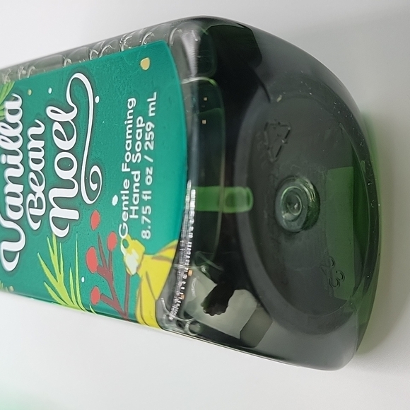 Bath & Body Works Vanilla Bean Noel Mist Shower Gel Soap Set - Picture 7 of 8